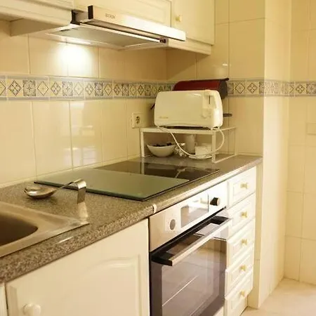 Holiday With Sea View Apartment